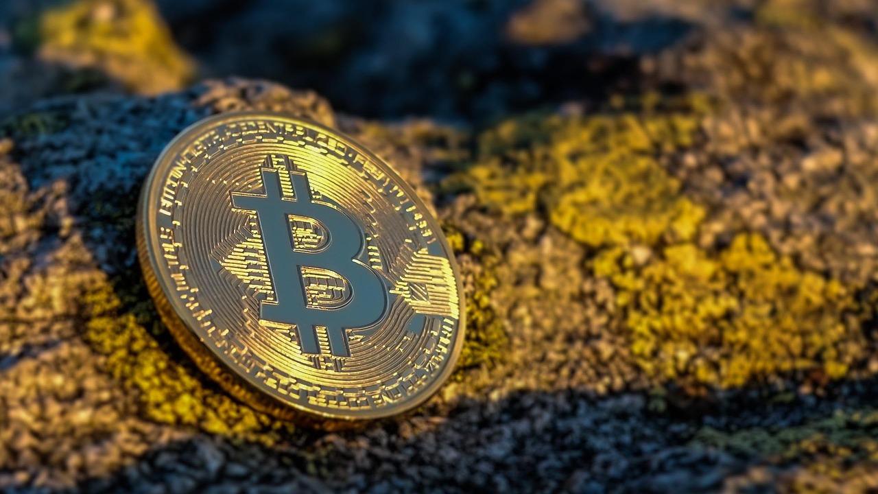 投资比特币和以太币哪个比较赚钱？Glassnode数据：BTC连续2年胜出